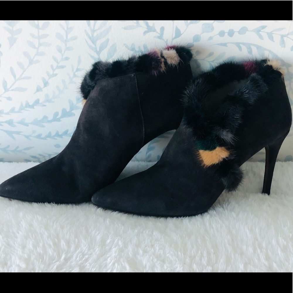 Donald J Pliner mink trimmed brown suede booties 9